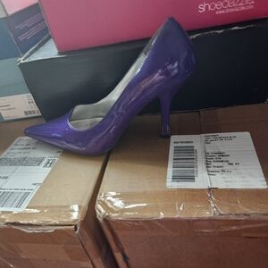 Elegant Pink High Heels with Sleek Design